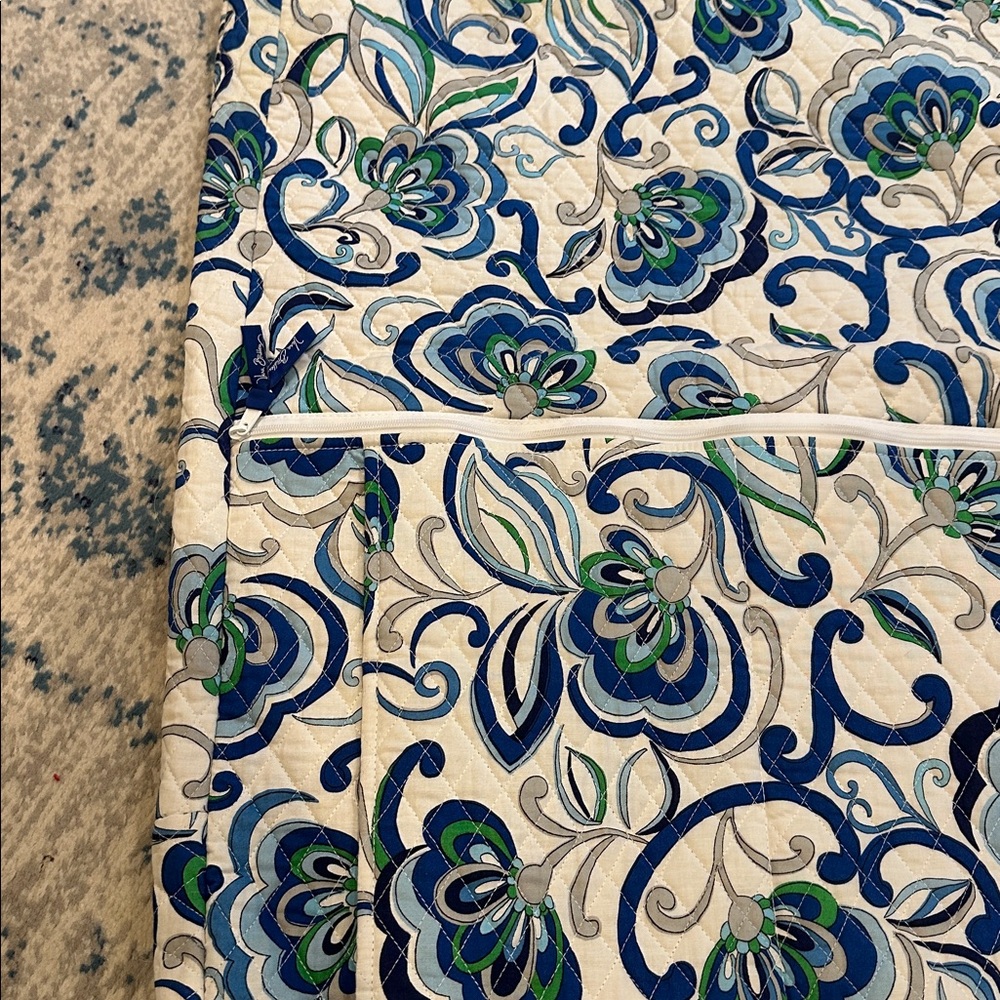 Vera Bradley Garment Bag Blue Floral Travel Quilted Preppy - Picture 5 of 10